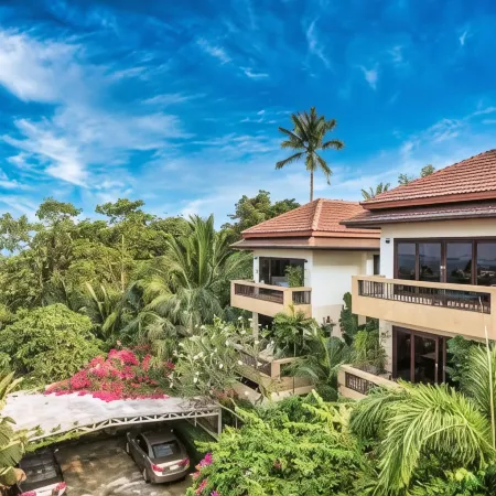Baan Rawee Villas