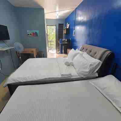 Lucena Meg's Studio Apmnt Deluxe Rm-Near SM-Wifi Rooms