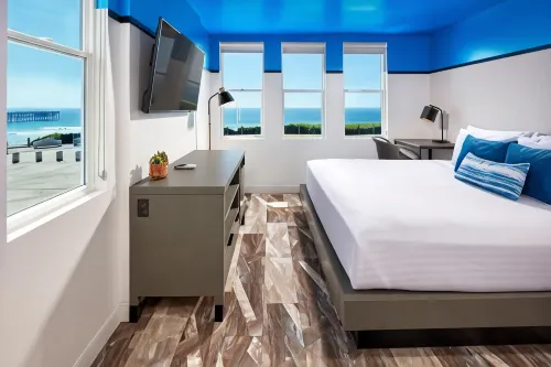 Pacific View Inn - Beach resorts