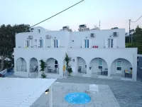 Unique Galini Oia - Adults Only - Infinity Pools