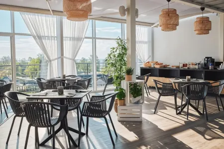 Molo Park Aparthotel Отели в г. Mielno