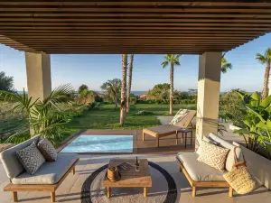 Insulae Resort