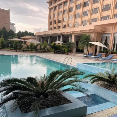 The Everest Hotel