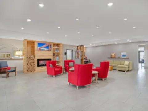 Comfort Inn & Suites Hotels in Slidell