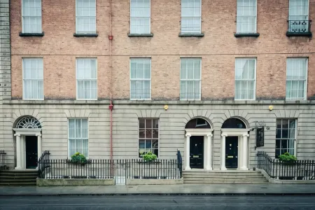 Albany House