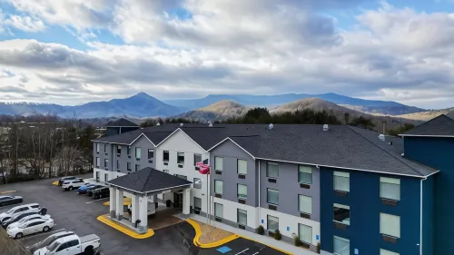Holiday Inn Express & Suites HIAWASSEE by IHG - 3 étoiles