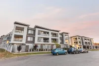 Lakeview Suites