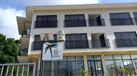 B Holiday Apartments Отели рядом с достопримечательностью «Dans Gallas Viewpoint»