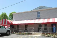Bay Lodging Resort Hotels in Put-in-Bay