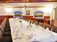 Der Obere Wirt Zum Queri Hotels in Andechs