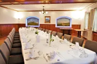 "Der Obere Wirt" zum Queri Hotels in Herrsching am Ammersee