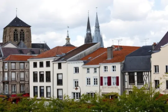 宜必思尚品香檳地區沙隆中心飯店 住宿飯店