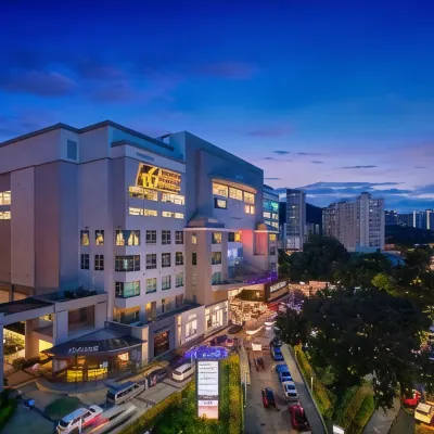 Seaview Landmark Studio Homestay at Gurney Hotels near Island Plaza