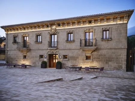 Hotel Palacio de Samaniego