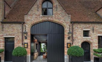 Exclusive Suites the Secret Garden