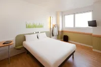 Ibis Budget Barcelona Sant Andreu de La Barca Hotel a Sant Esteve Sesrovires