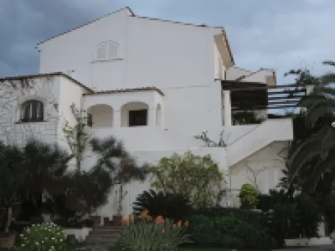 ホテル プンタクオットロベンティ エルコラーノのホテル