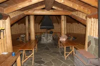 尼塞爾海特格蘭德露營山林小屋 - 民宿