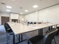 拉瓦勒基里亞德酒店 拉瓦勒酒店