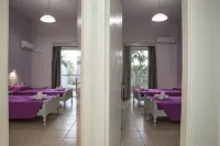 Tom & John Center - Apartments