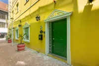 La Casa Amarilla Apartments - Jacuzzi