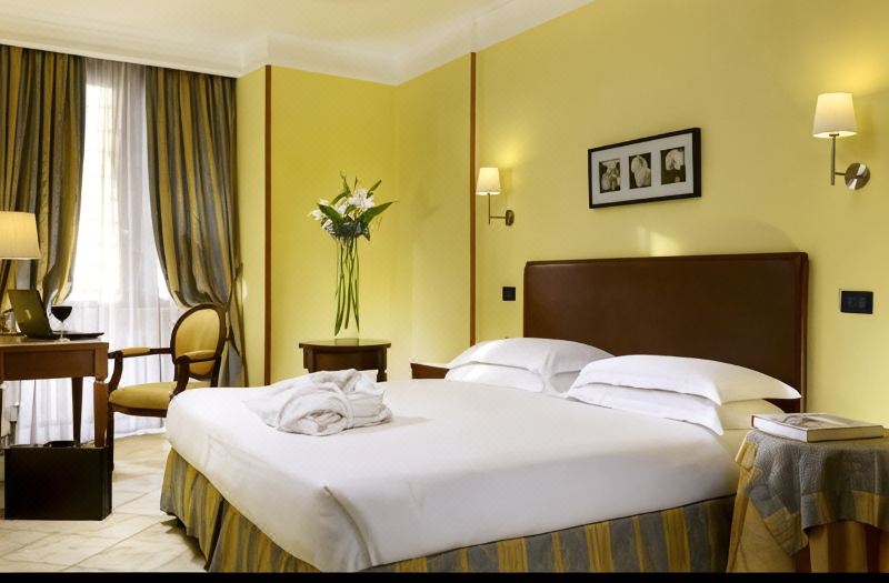 Hotel Tuscolana