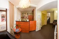 Hotel & Apartments U Černého Orla Hotel di Trebic
