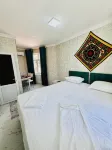 Khan Apartments - Apartments