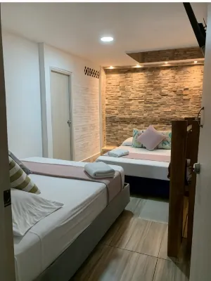 Hostal Catalleya Hotel di 