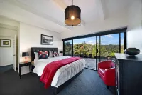 Maison de Rose Hotels in Piha