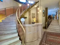 Hôtel de la Tour Maje Hotele w: Rodez