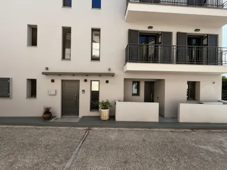 Junior Suite with Veranda Sleeps 2 Adults 2 ch