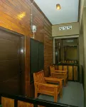 Grand Khalifah Guesthouse Hotels in Labuhan Badas