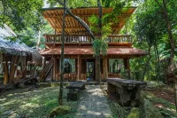 Omunity Bali Hotels in Singaraja