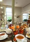 Hotel Restaurant les Capucins - servizio colazione