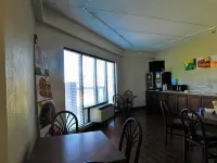 Quality Inn & Suites Thomasville - breakfast