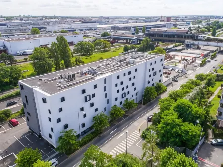 All Suites Appart Hôtel | Aéroport Paris-Orly Rungis Отели рядом с достопримечательностью «La Maison du Conte»