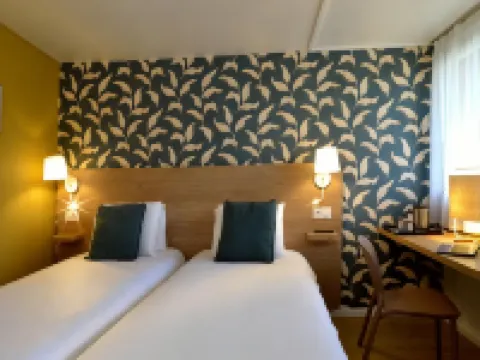 Kyriad Honfleur - la RIVIÈRE Saint Sauveur Hotels in Honfleur