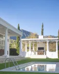 Lily Pond House at le Lude - Villas