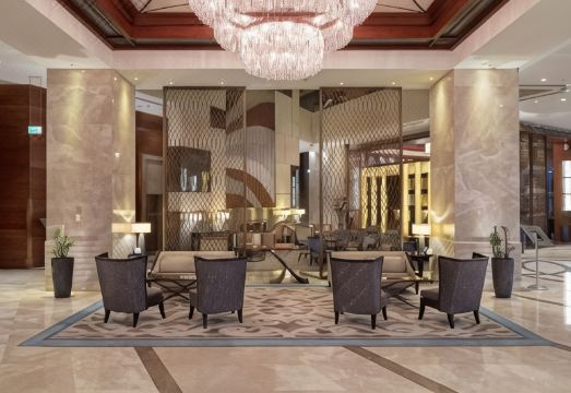 3. 힐튼 부르사 컨..