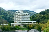 Izu-Nagaoka Hotel Tenbo - parking