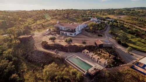 Monte Gois Country House e Spa Hotels in Almodovar