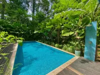 Satta Lodge - piscina