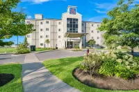 Motel 6 Kingston, on Hotels in Frontenac County