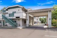 Quality Inn & Suites Bainbridge Island