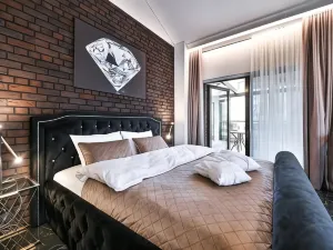 Diamond svečių Namai