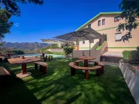 Ostello Brebei Niedda - Base Camp Outdoor & View Hotels in 