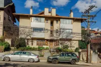 Units in Building With Swimming Pool in Gramado - MDC Hotels in Floresta