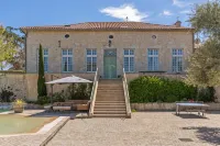 Domaine de Rambeau Hotels in Tonneins