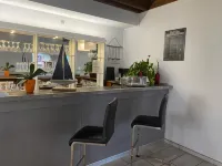 Kyriad Montpellier Aeroport - Parc Expo Hotels in Mauguio